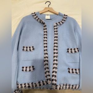 NWT CHANEL Size 42 - 100% Cashmere, Cardigan & Tank Top Sweater Set.